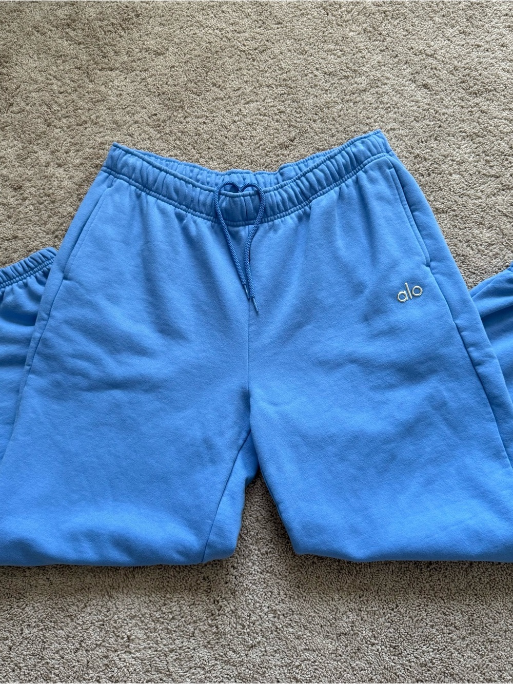 ALO Yoga Accolade Light Blue Jogger Sweatpants